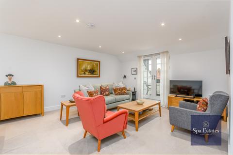 3 bedroom penthouse for sale, Lillington Avenue, Leamington Spa CV32
