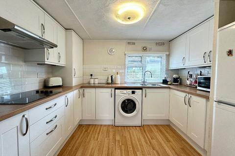 2 bedroom park home for sale, North End, Cummings Hall Lane, Noak Hill, Romford