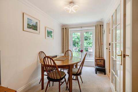 2 bedroom flat for sale, Cadogan Court, Fleet GU51