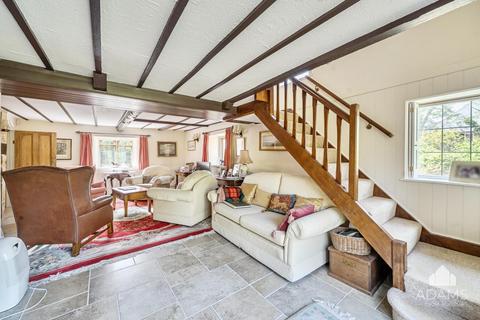 3 bedroom detached house for sale, Newtown, Toddington GL54
