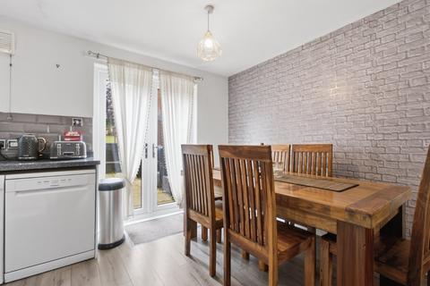 3 bedroom semi-detached house to rent, Shuna Street, Glasgow, G20