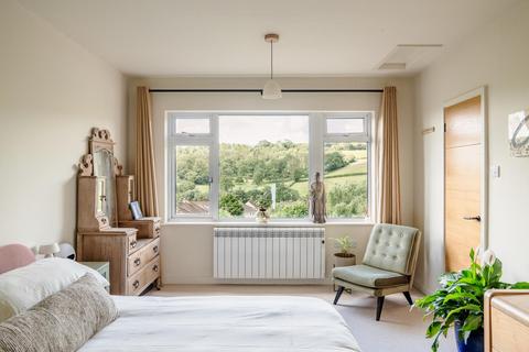 4 bedroom semi-detached house for sale, Leighton Road, Bath, Somerset