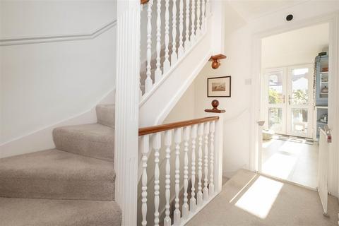 3 bedroom townhouse for sale, Harvest Lane, Thames Ditton KT7