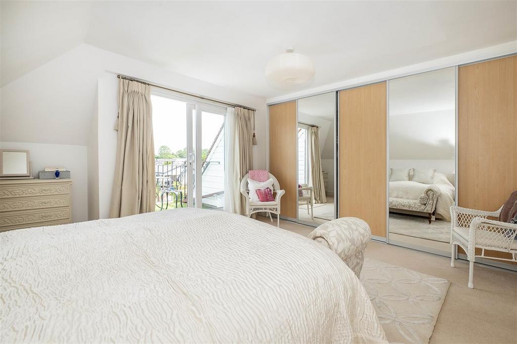 Master bedroom, balcony