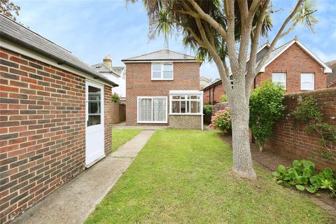 4 bedroom detached house for sale, St. Johns Road, Newport, Isle of Wight, PO30