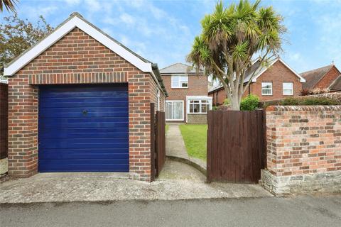 4 bedroom detached house for sale, St. Johns Road, Newport, Isle of Wight, PO30