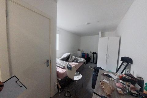 2 bedroom detached house for sale, Halley Road, London E12