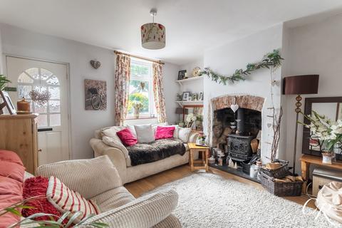 2 bedroom terraced house for sale, Bouncers Lane, Cheltenham GL52