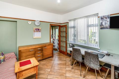 4 bedroom end of terrace house for sale, Woodfield Avenue, Penn, Wolverhampton