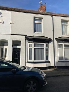 3 bedroom terraced house to rent, Lovaine Street, Middlesbrough