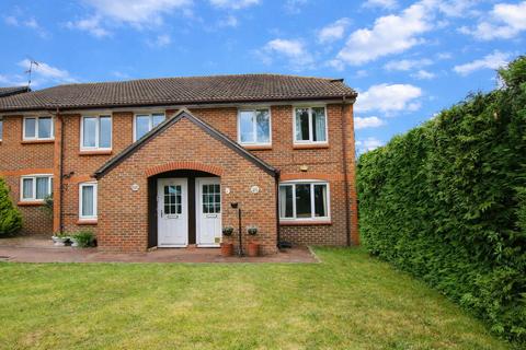 1 bedroom retirement property for sale, Acorn Drive, Wokingham, RG40