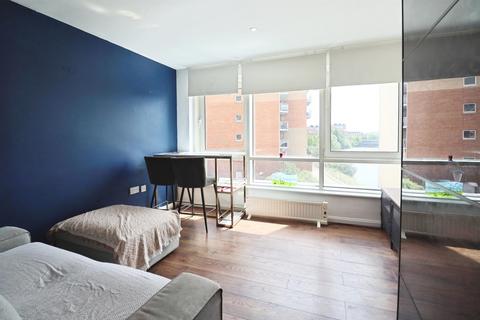 Studio for sale, Heol Glan Rheidol, Cardiff