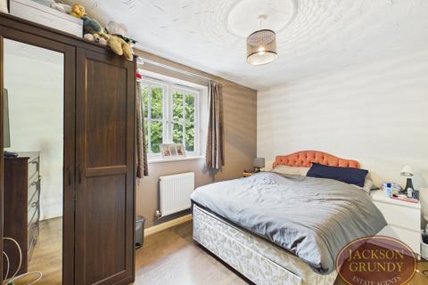 2 bedroom terraced house for sale, Clevedon Court, Daventry, NN11 8AD