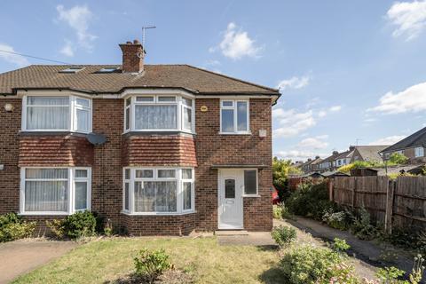 Bradshawe Waye, Hillingdon