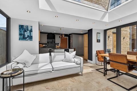 4 bedroom detached house for sale, High Street, Ketton, Stamford