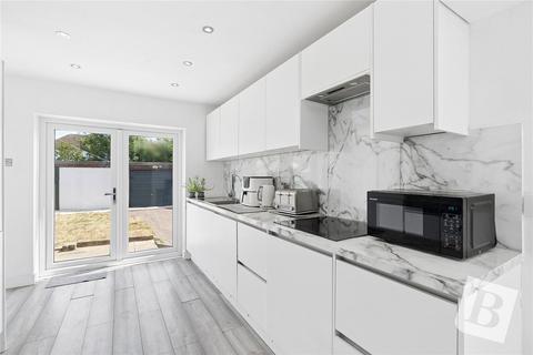 Lancaster Drive, Hornchurch, RM12