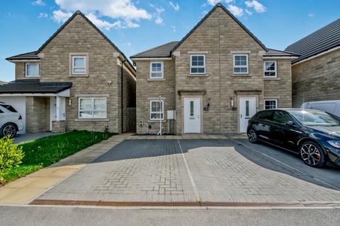 Semi-detached house - Paddock Lane, Bradford, BD2