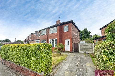 3 bedroom semi-detached house to rent, Briarfield Road, Heaton Chapel, Stockport, SK4