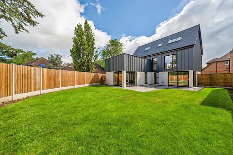 4 bedroom house for sale, Kingfield Green, Woking, GU22