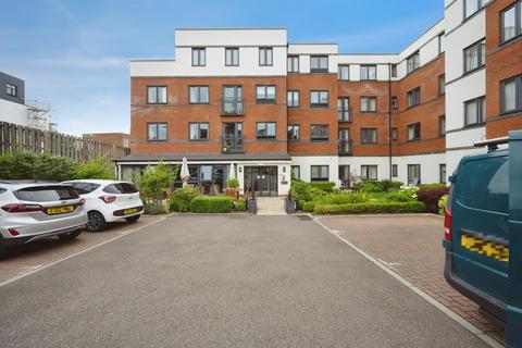 2 bedroom retirement property for sale, Cambridge Street, Aylesbury