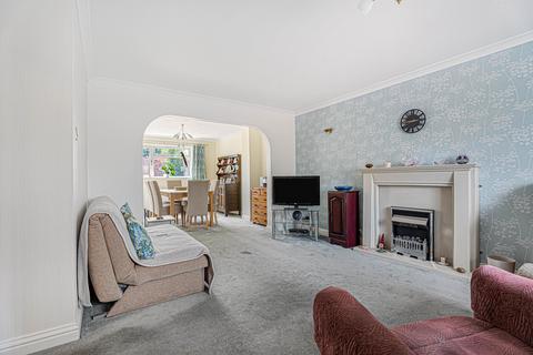 3 bedroom detached house for sale, Wear Road, Bicester, OX26