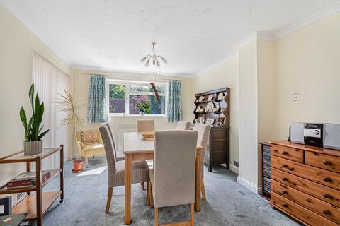 3 bedroom detached house for sale, Wear Road, Bicester, OX26