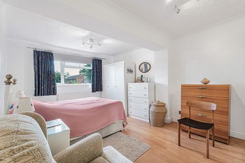3 bedroom detached house for sale, Wear Road, Bicester, OX26