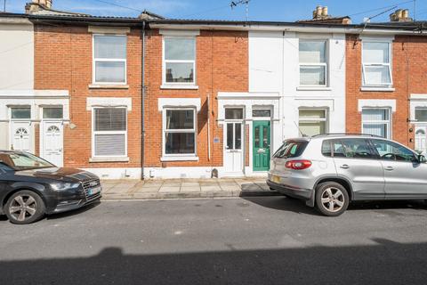 2 bedroom terraced house to rent, Londesborough Road, Hampshire PO4