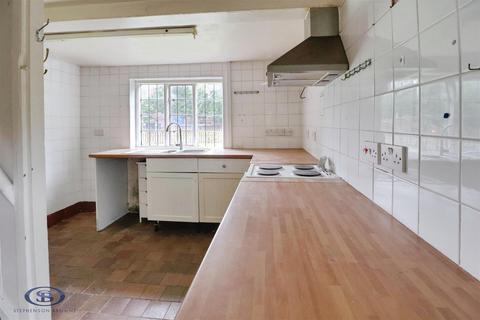 2 bedroom cottage for sale, Narrow Lane, Crewe Green, Crewe