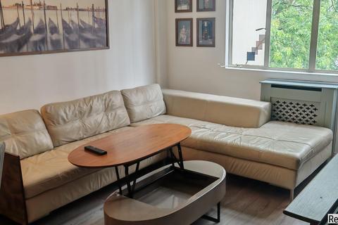 1 bedroom flat for sale, Romney Court, London, Greater W12