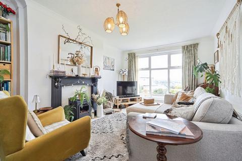 2 bedroom semi-detached house for sale, Wheathead Drive, Keighley BD22
