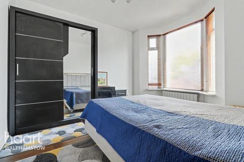 3 bedroom terraced house for sale, Luton Road, Walthamstow
