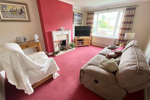 2 bedroom semi-detached bungalow for sale, Fields Road, Lepton, Huddersfield