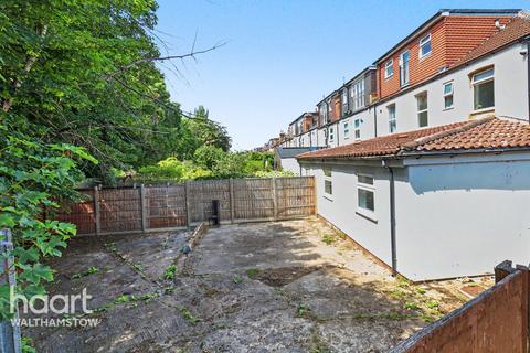 1 bedroom apartment for sale, Haldan Road, London