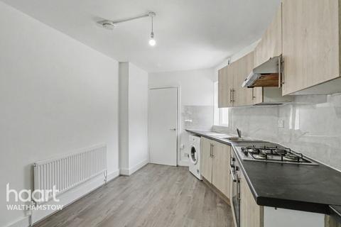 1 bedroom apartment for sale, Haldan Road, London