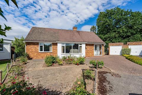 2 bedroom detached bungalow for sale, Eastwick Park Avenue, Bookham, Surrey, KT23 3ND