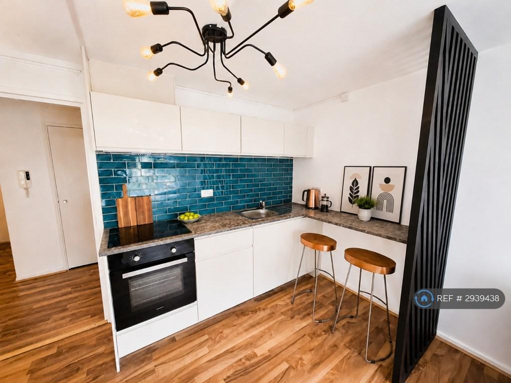 Apartment in London - View 3