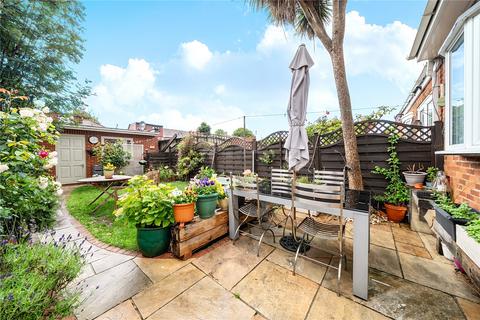 4 bedroom terraced house for sale, Medway Drive, Perivale, Greenford