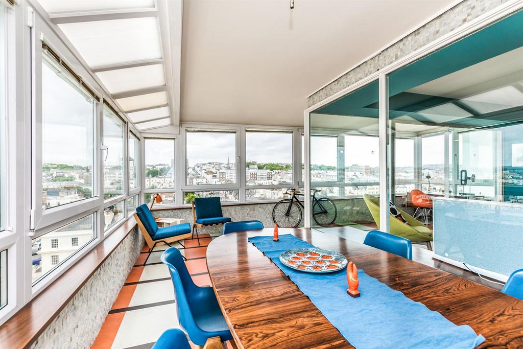 Apartment in BRIGHTON - View 2