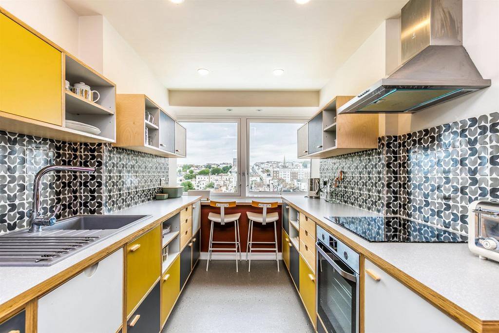 Apartment in BRIGHTON - View 4