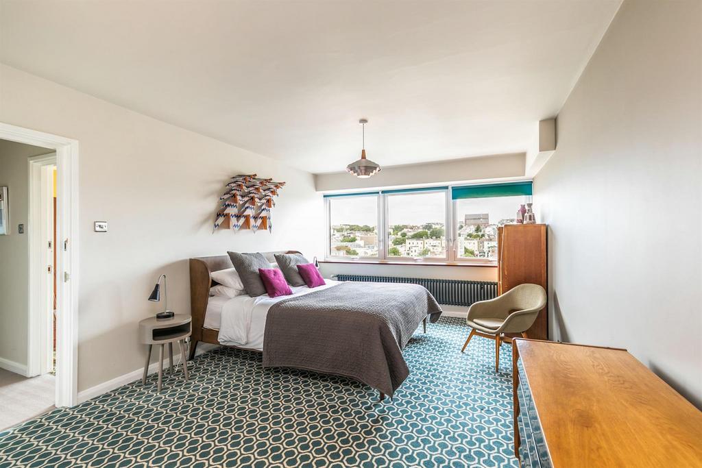 Apartment in BRIGHTON - View 5