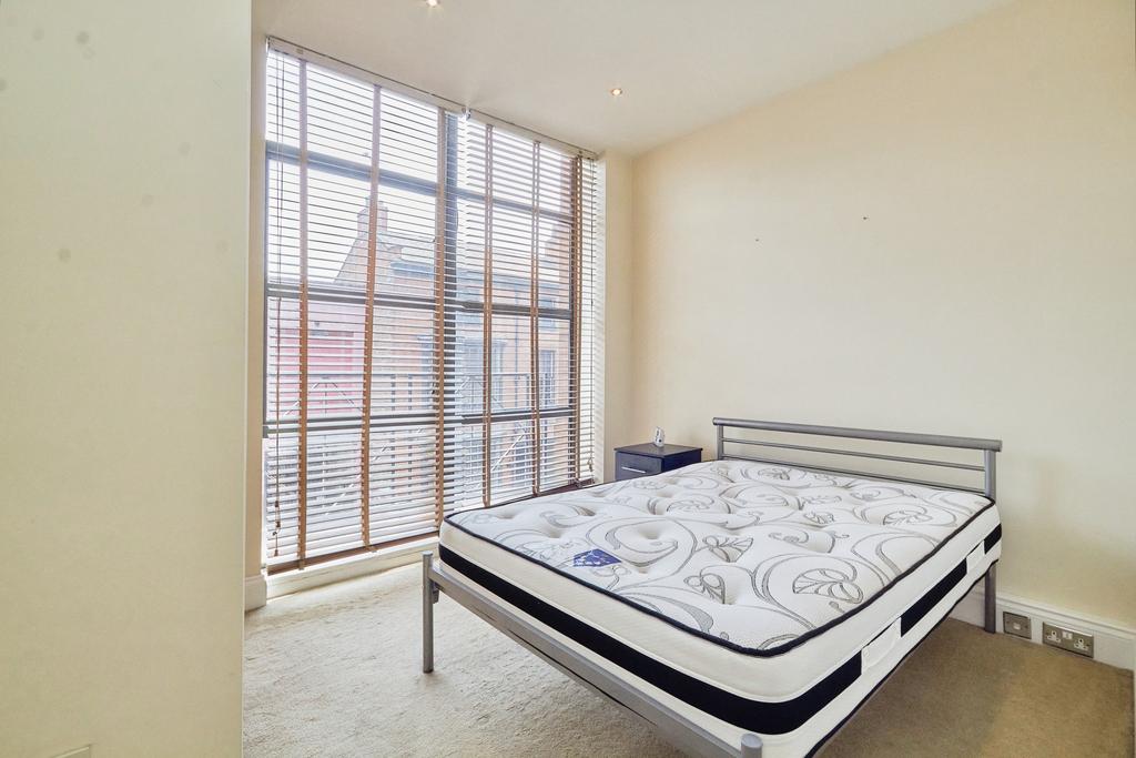 Apartment in Nottingham, Rainbow Quarter, St Ann's - More