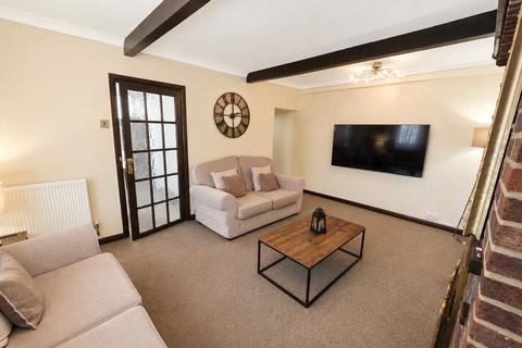 5 bedroom semi-detached house for sale, Hunters Grove, Hayes, Greater London, UB3