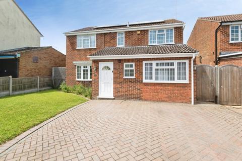 4 bedroom detached house for sale, Swan Close, Buckingham