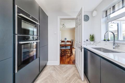 4 bedroom detached house for sale, Swan Close, Buckingham