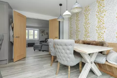 4 bedroom detached house for sale - Widok 4