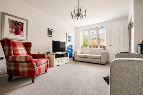 2 bedroom terraced house for sale, Chiltern Crescent, Fair Oak, Eastleigh