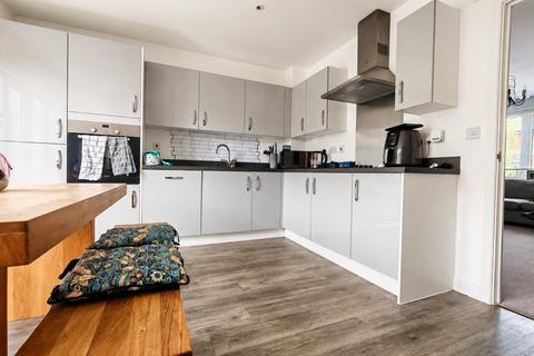 2 bedroom terraced house for sale, Chiltern Crescent, Fair Oak, Eastleigh