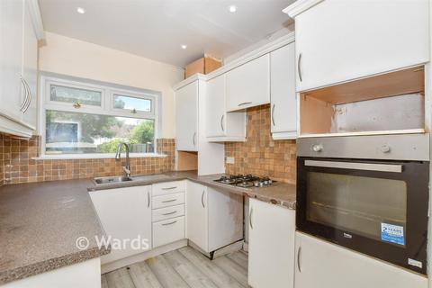 3 bedroom end of terrace house for sale, The Fairway, Gravesend DA11
