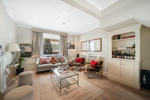Fulham Road, London, SW10